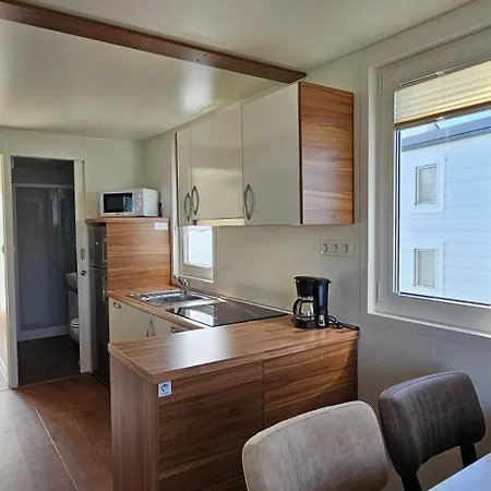 Vakantiehuis Boat House Gecko