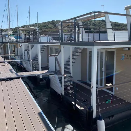 Vakantiehuis Boat House Gecko