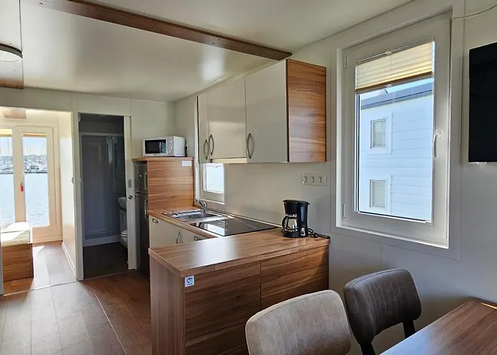 Vakantiehuis Boat House Gecko